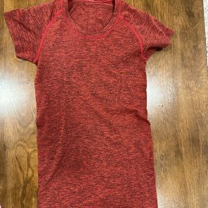 Lululemon Red Short Sleeve Athletic Top